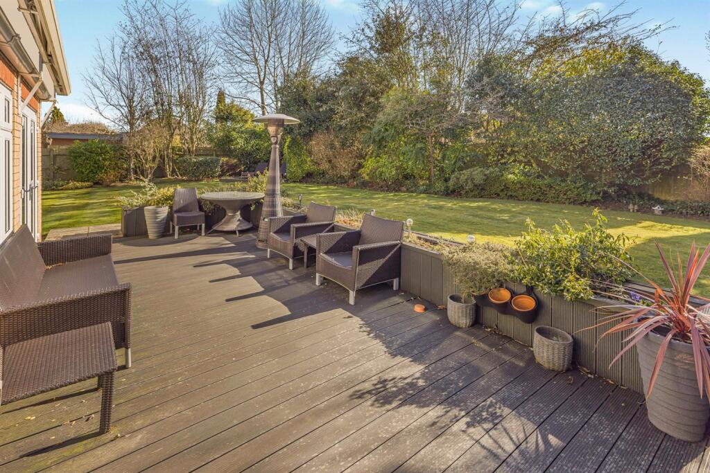 5 bedroom detached house for sale in Eyebrook Road, Bowdon, Altrincham, WA14